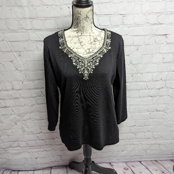 XL clothing lot. Venus, Liz Claiborne, Nine West, Old Navy, Maurices, time & 635 - Picture 3 of 10